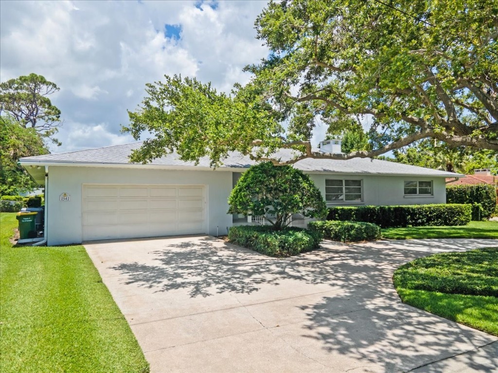 1541 Flower Drive Sarasota FL 34239 A4656365 image3