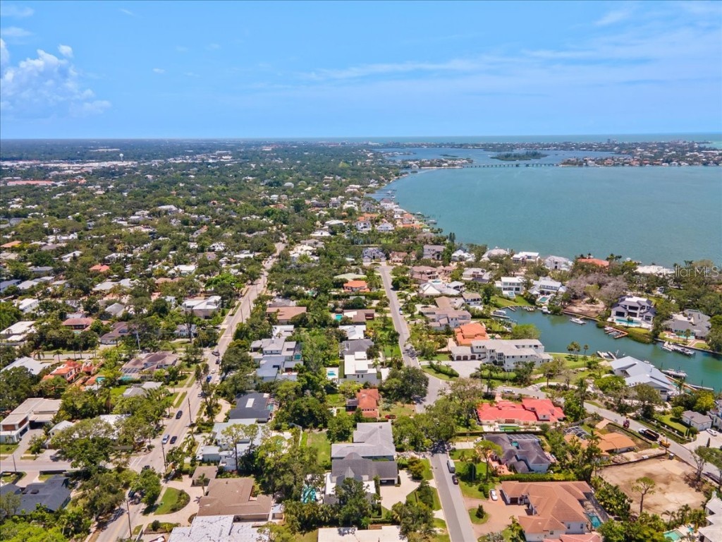 1541 Flower Drive Sarasota FL 34239 A4656365 image55