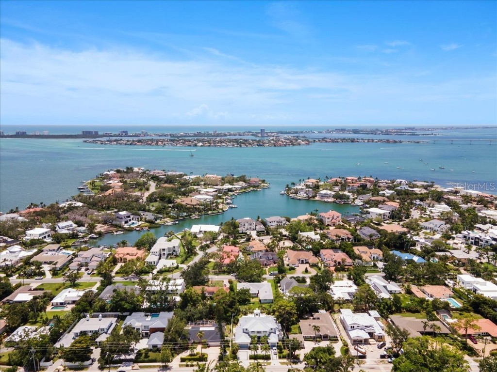 1541 Flower Drive Sarasota FL 34239 A4656365 image58