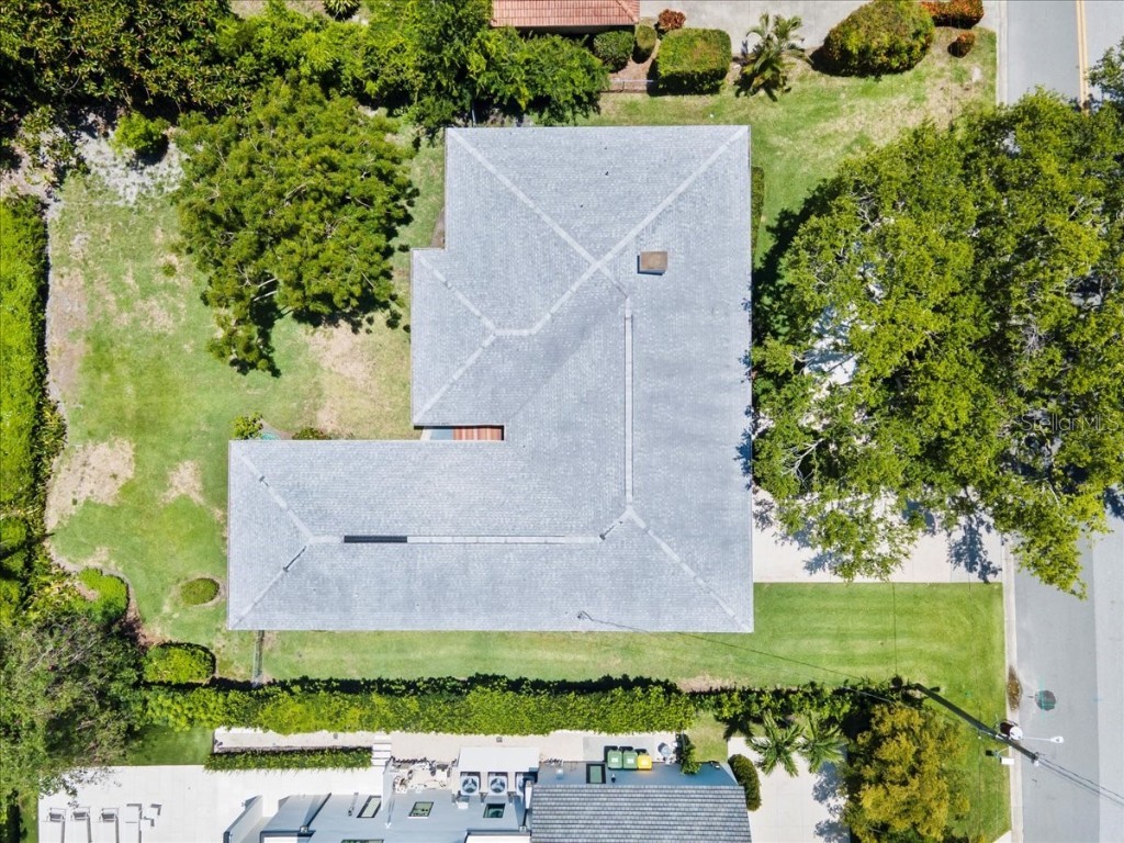 1541 Flower Drive Sarasota FL 34239 A4656365 image7