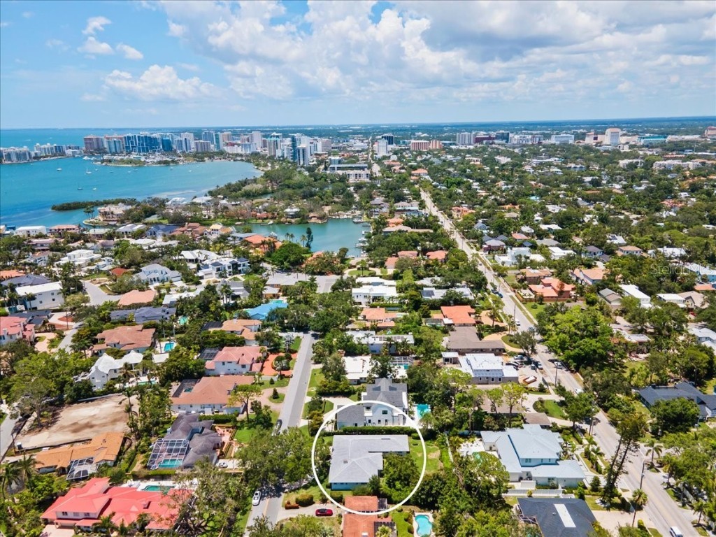 1541 Flower Drive Sarasota FL 34239 A4656365 image8