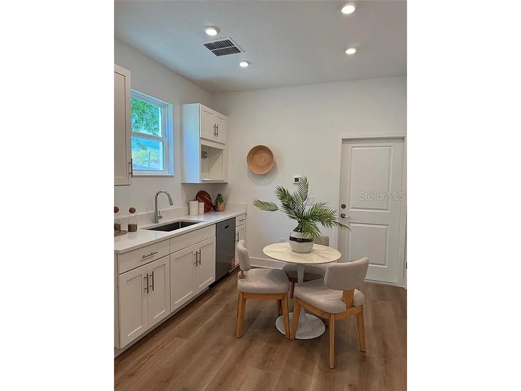 1541 W La Salle Street Tampa FL 33607 TB8511110 image15