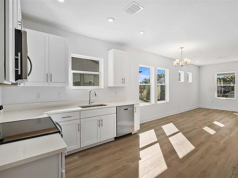 1541 W La Salle Street Tampa FL 33607 TB8511110 image33
