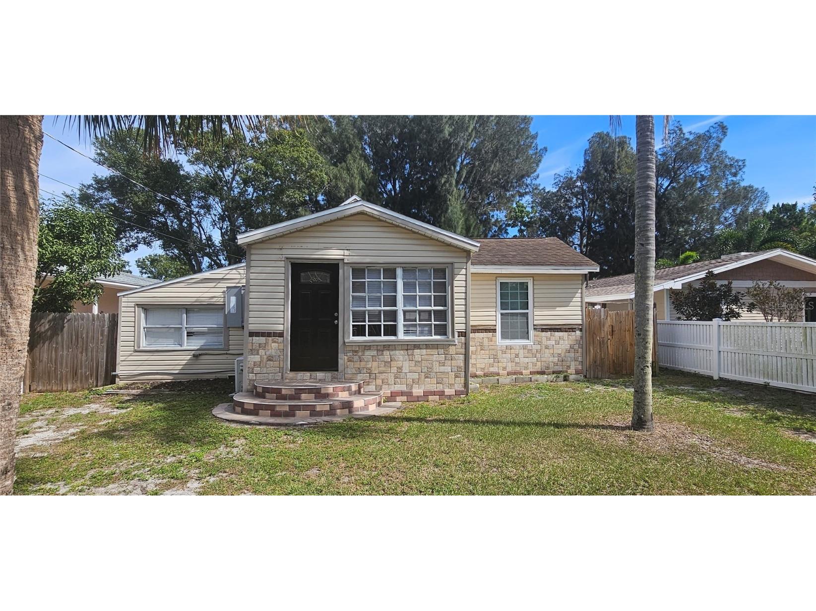15415 Avalon Avenue Clearwater FL 33760 T3481169 image1