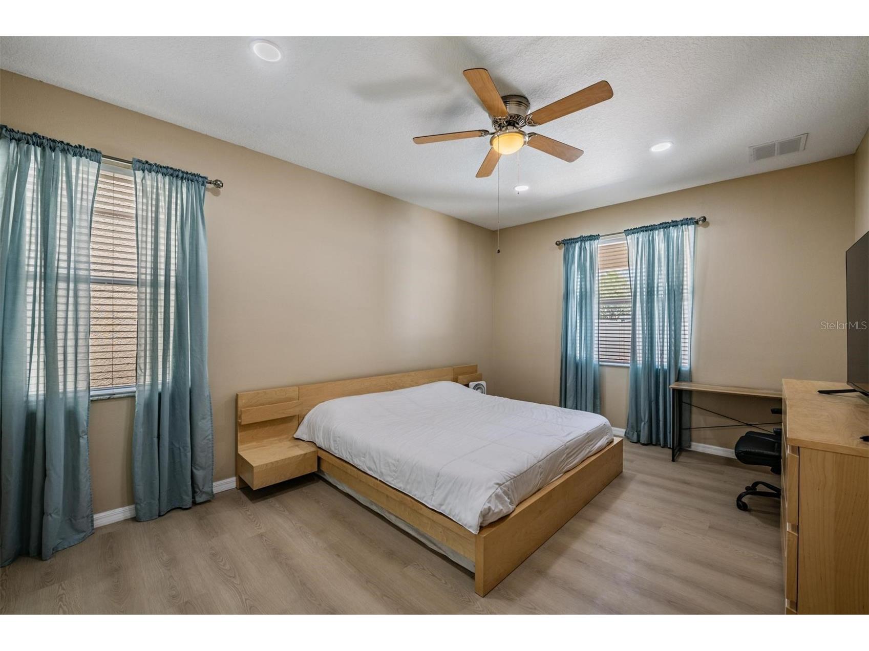 15415 Long Cypress Drive Ruskin FL 33573 TB8508718 image19