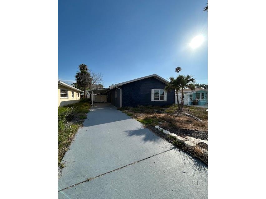 15416 2nd Street E Madeira Beach FL 33708 TB8400807 image1