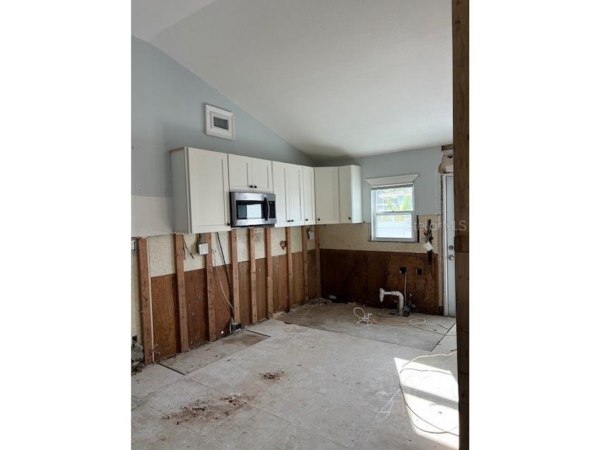 15416 2nd Street E Madeira Beach FL 33708 TB8400807 image14