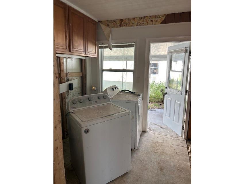 15416 2nd Street E Madeira Beach FL 33708 TB8400807 image2