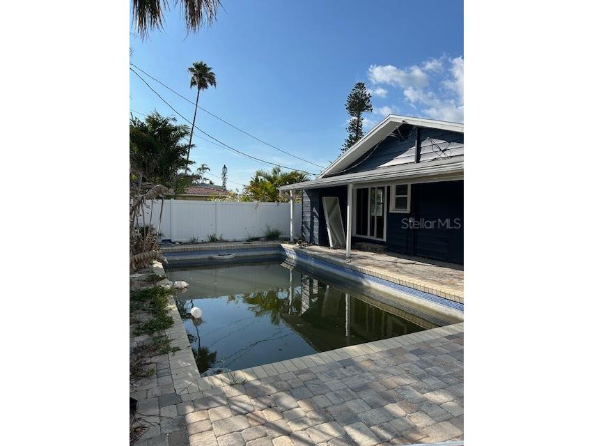 15416 2nd Street E Madeira Beach FL 33708 TB8400807 image3