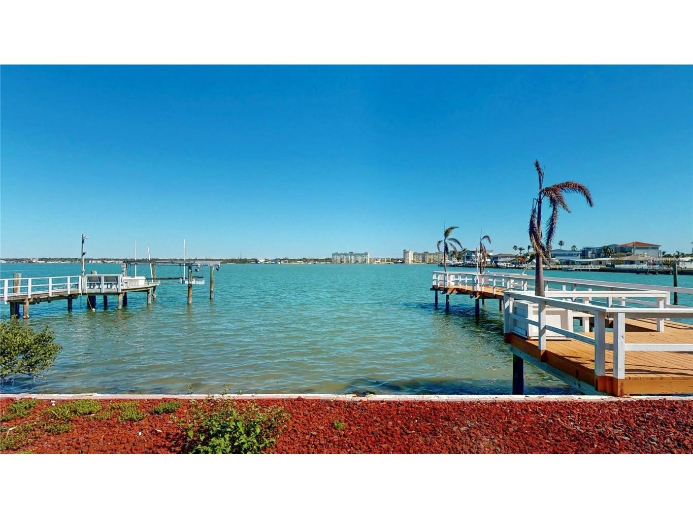 15417 2nd Street E Madeira Beach FL 33708 TB8435476 image4