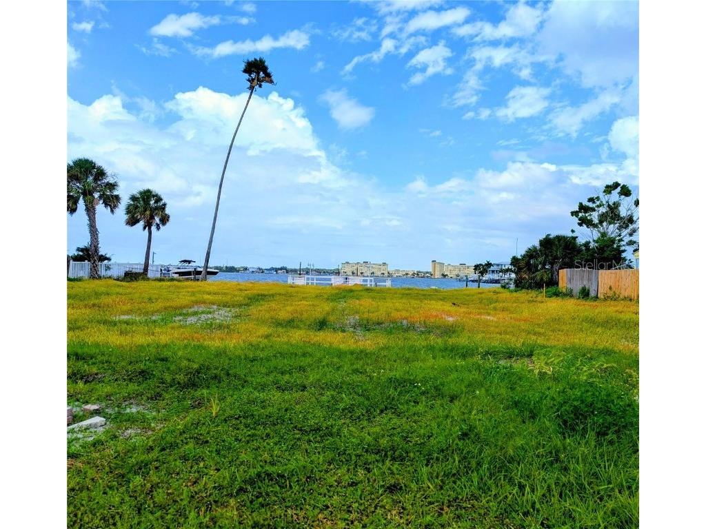 15417 2nd Street E Madeira Beach FL 33708 TB8435476 image6