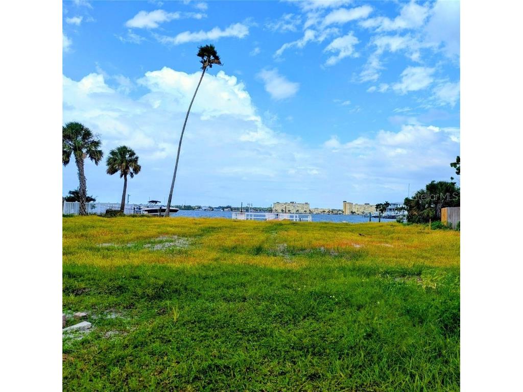 15417 2nd Street E Madeira Beach FL 33708 TB8435476 image7