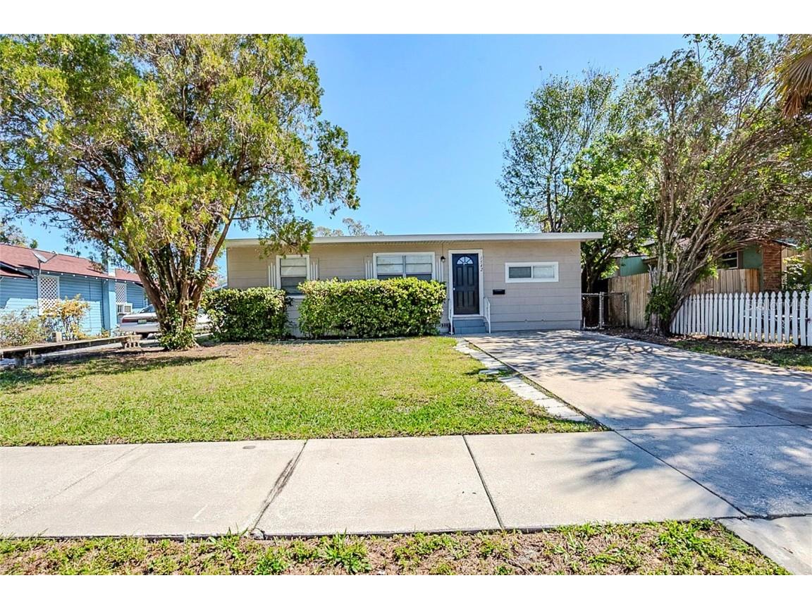 1542 39 Street S Saint Petersburg FL 33711 O6284622 image1