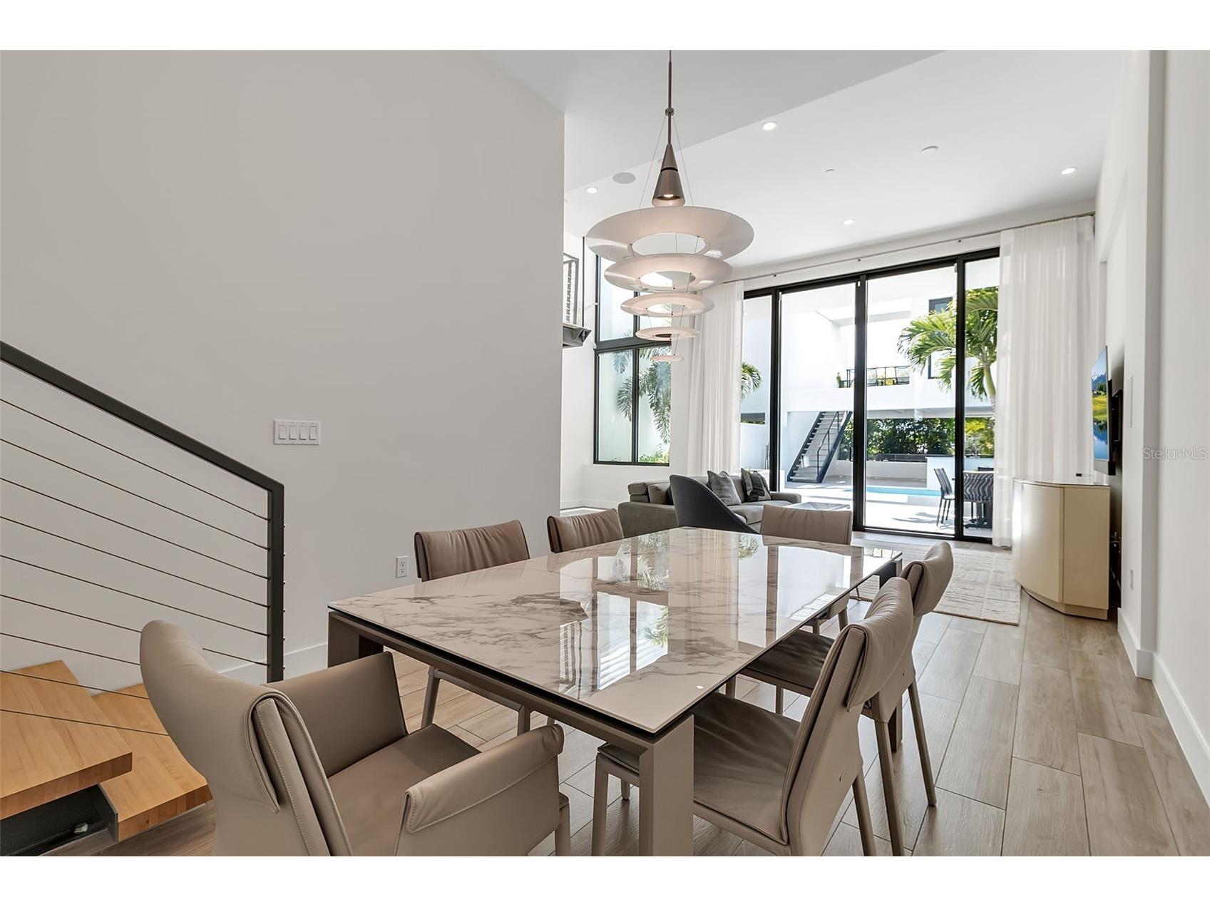 1542 4th Street #210 Sarasota FL 34236 A4669223 image25