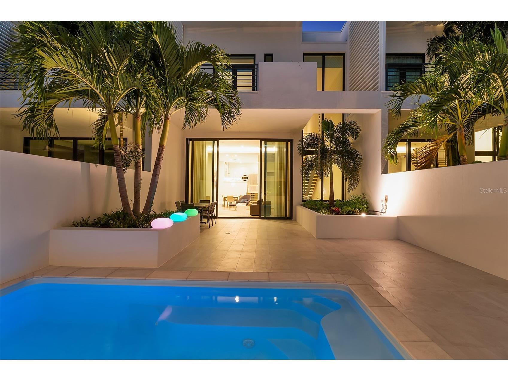 1542 4th Street #210 Sarasota FL 34236 A4669223 image3