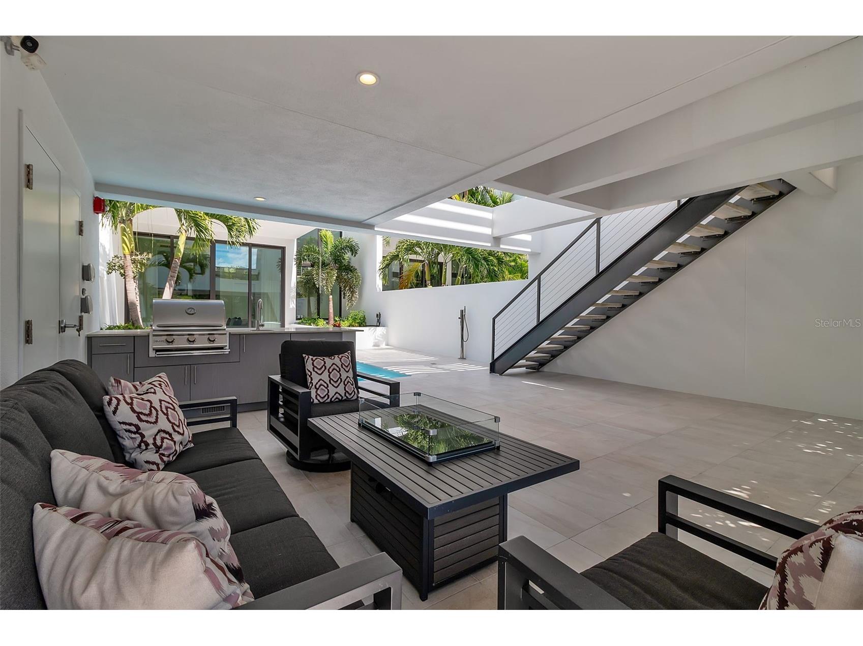 1542 4th Street #210 Sarasota FL 34236 A4669223 image34