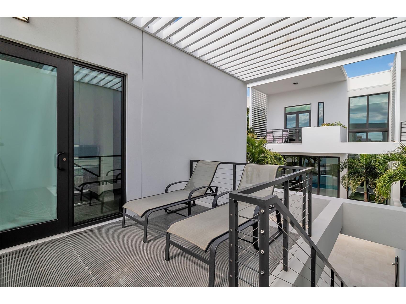 1542 4th Street #210 Sarasota FL 34236 A4669223 image46