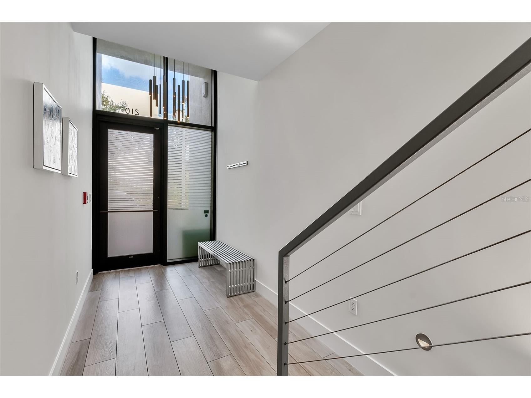 1542 4th Street #210 Sarasota FL 34236 A4669223 image56