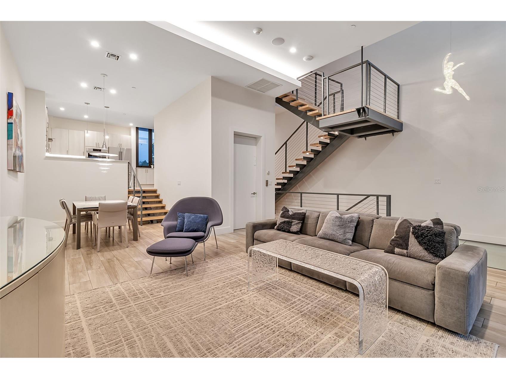 1542 4th Street #210 Sarasota FL 34236 A4669223 image9