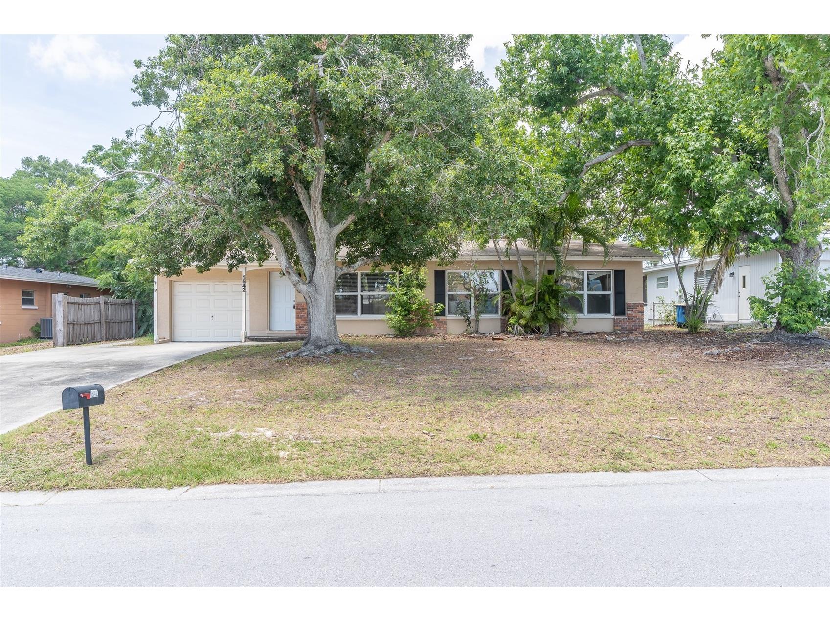 1542 Carroll Street Clearwater FL 33755 TB8507252 image1