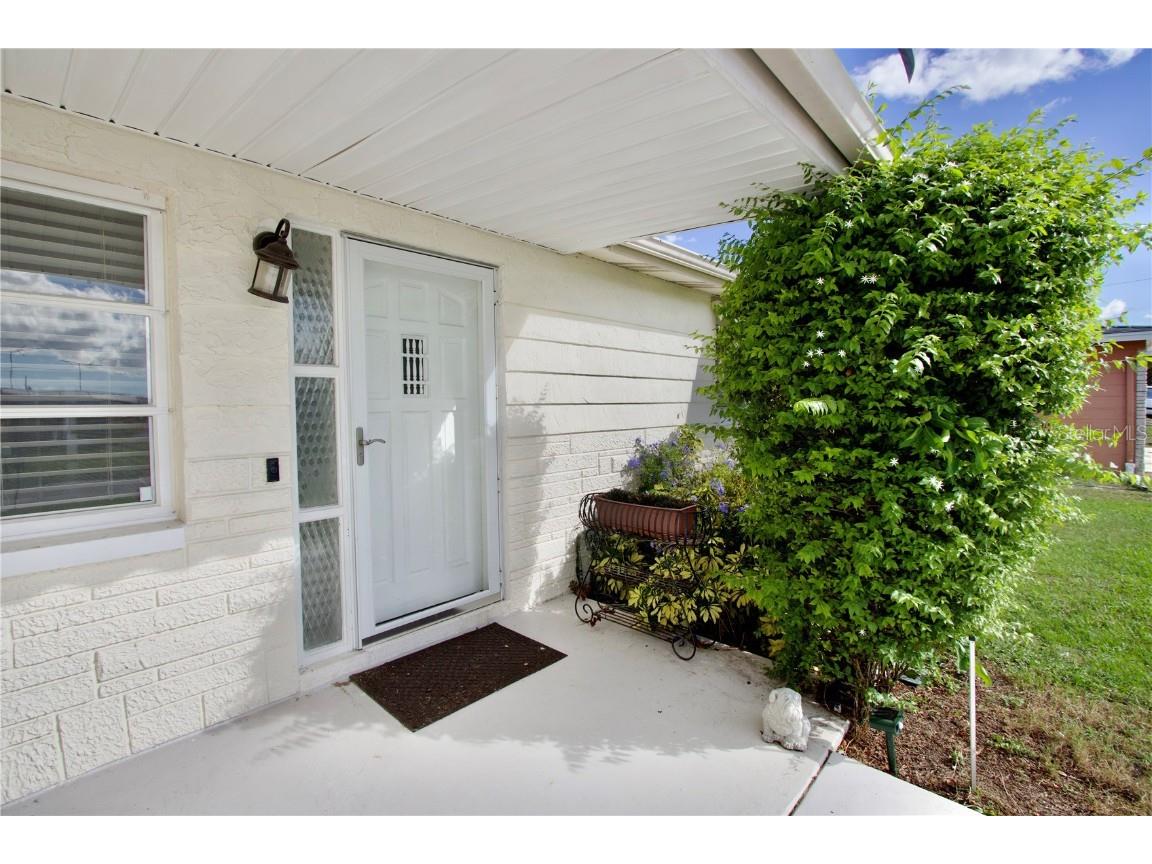 1542 Derrick Street Holiday FL 34690 W7879895 image4