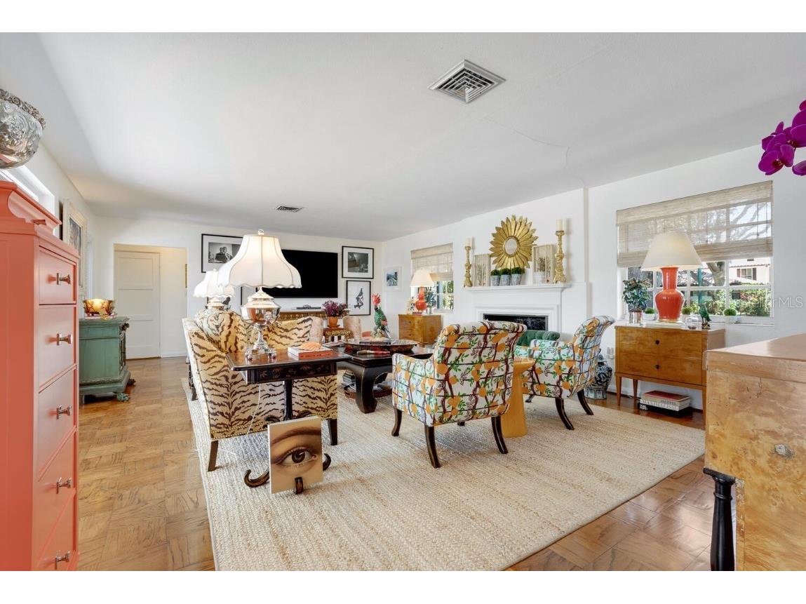 1542 Gulfview Drive Sarasota FL 34236 A4673664 image15