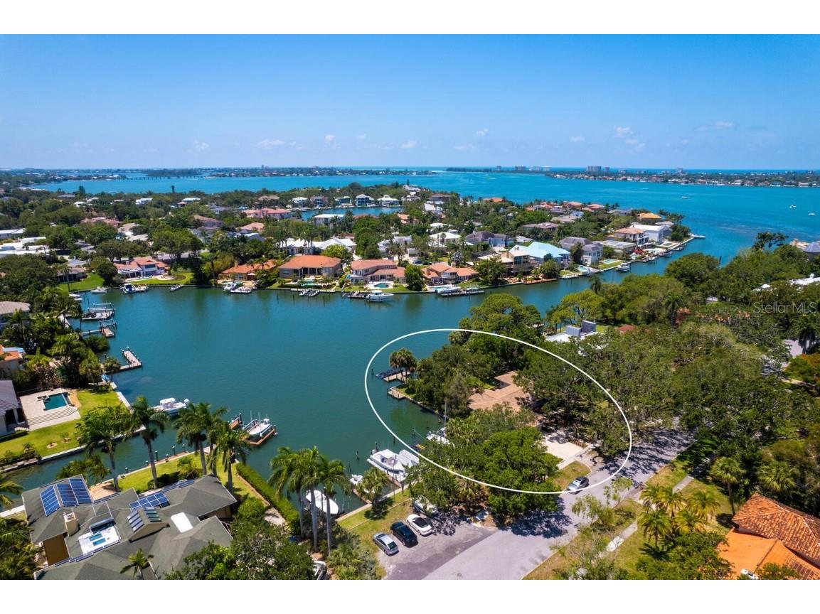 1542 Gulfview Drive Sarasota FL 34236 A4673664 image3