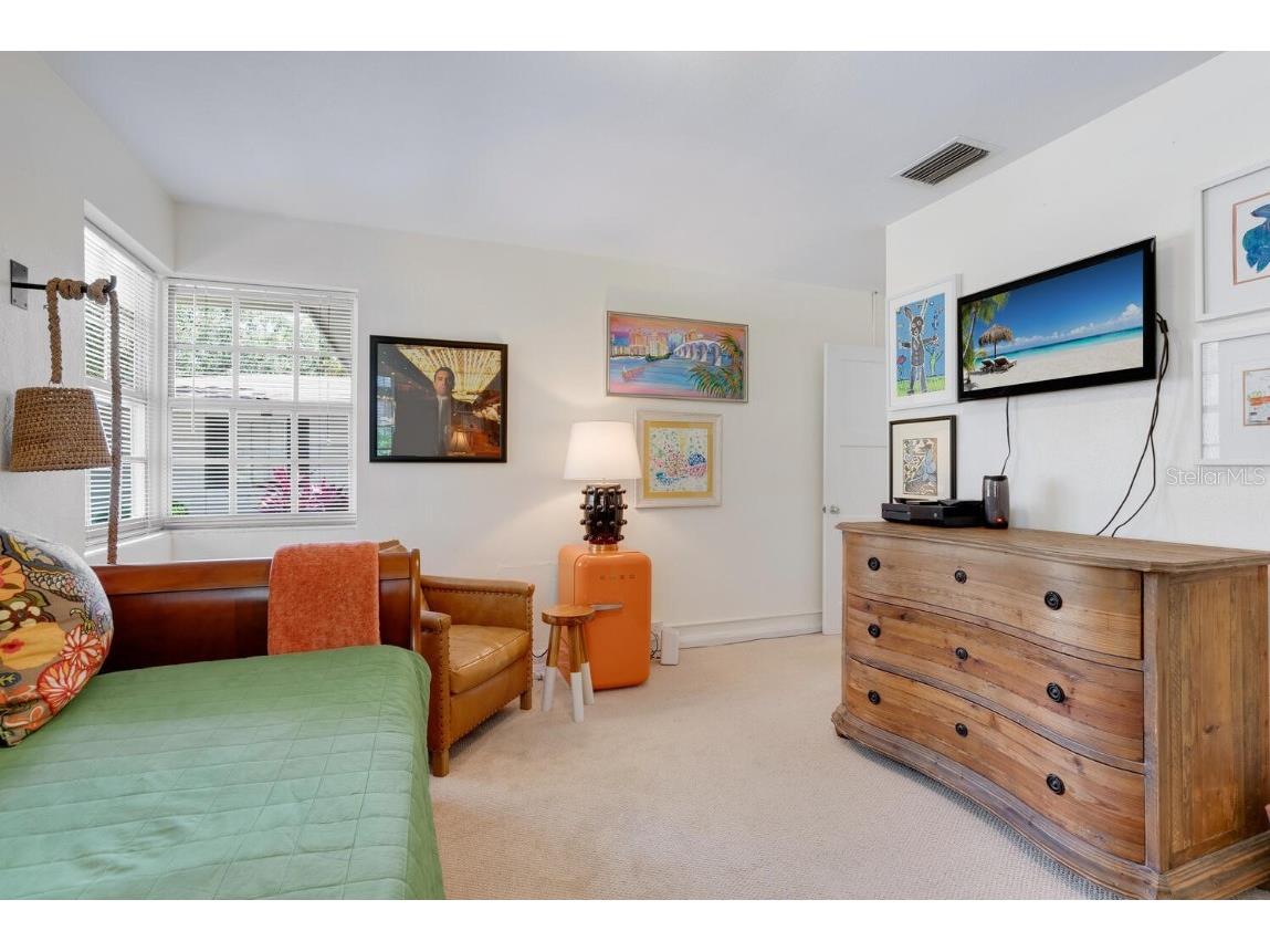 1542 Gulfview Drive Sarasota FL 34236 A4673664 image31