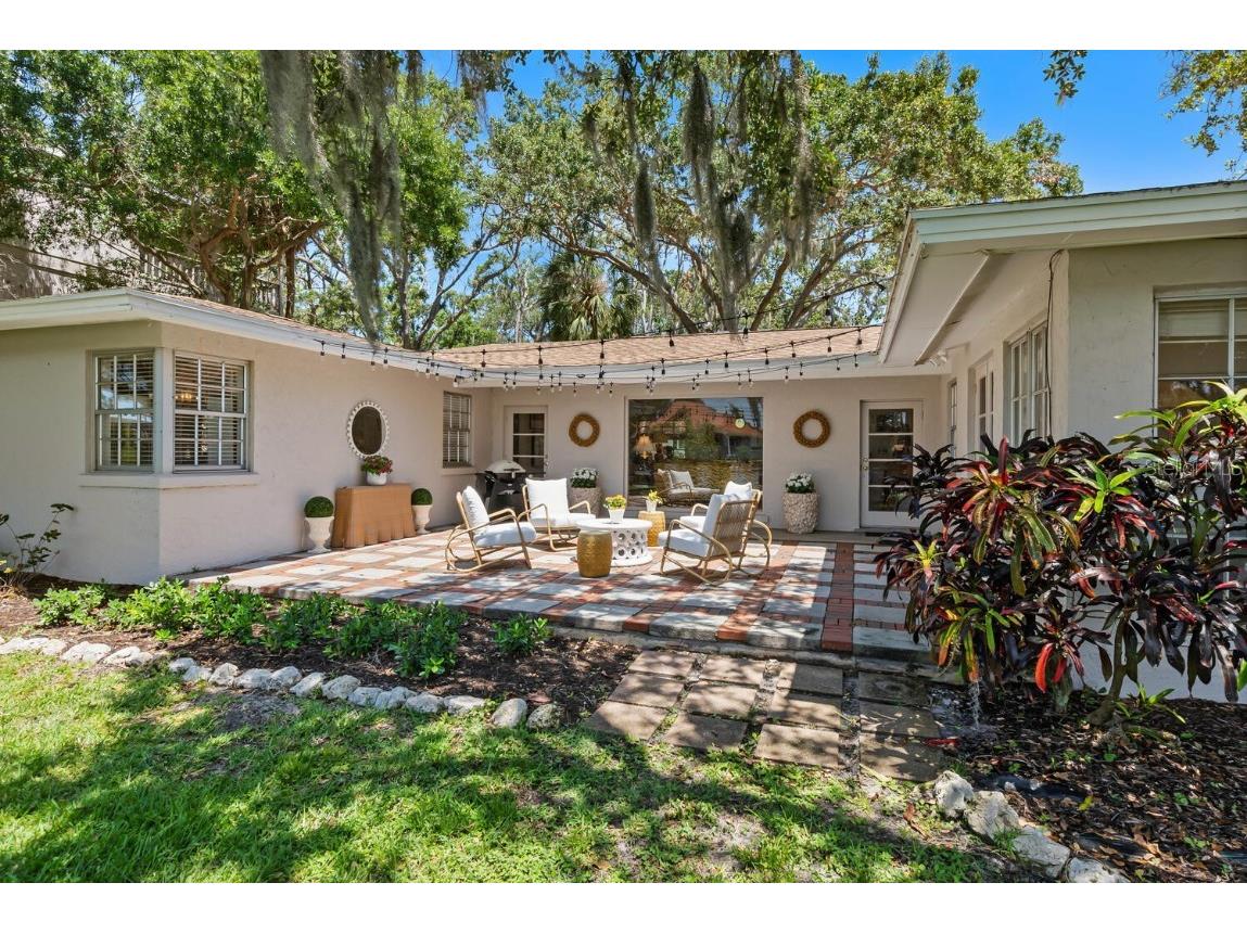 1542 Gulfview Drive Sarasota FL 34236 A4673664 image35