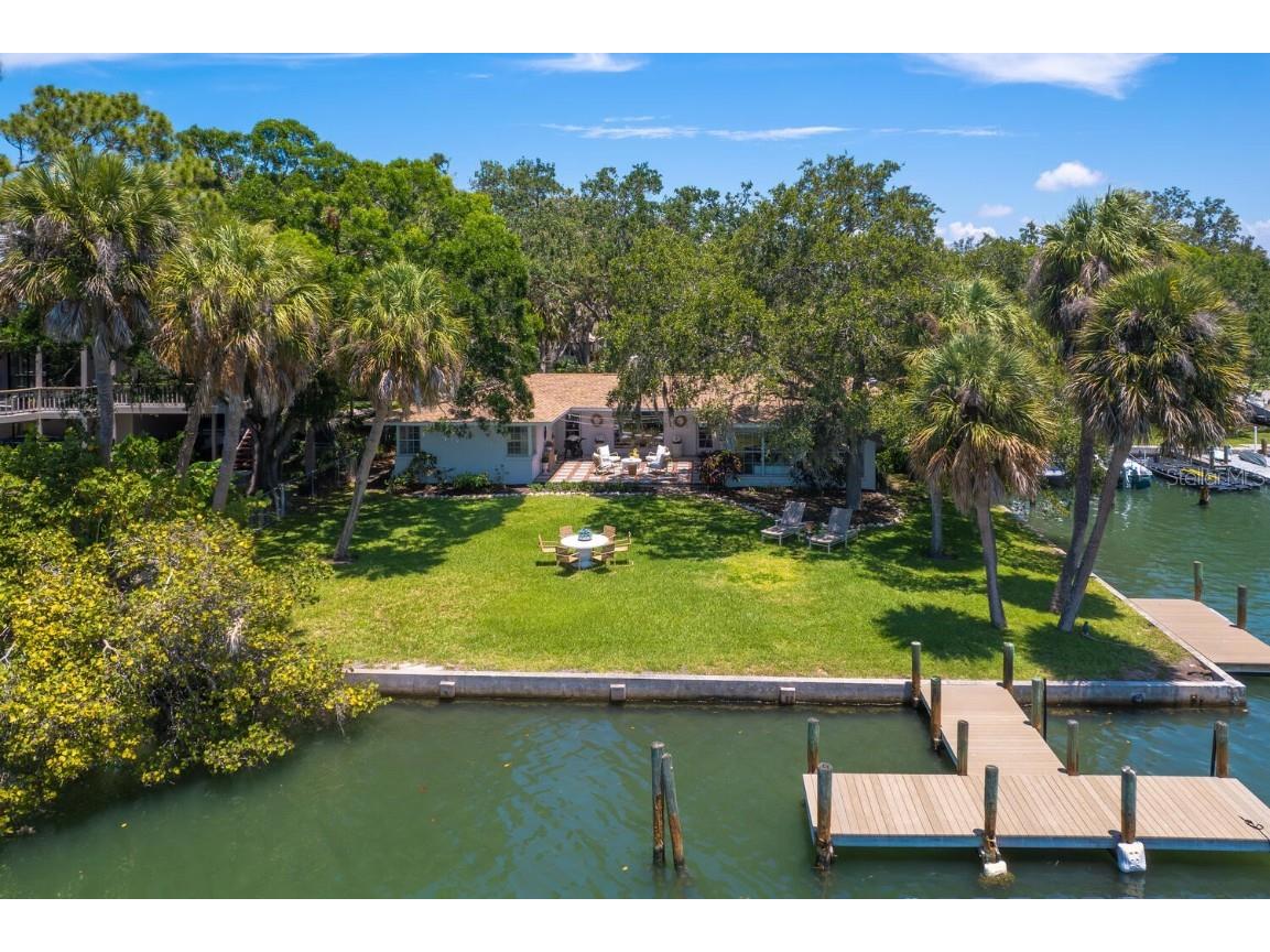 1542 Gulfview Drive Sarasota FL 34236 A4673664 image4