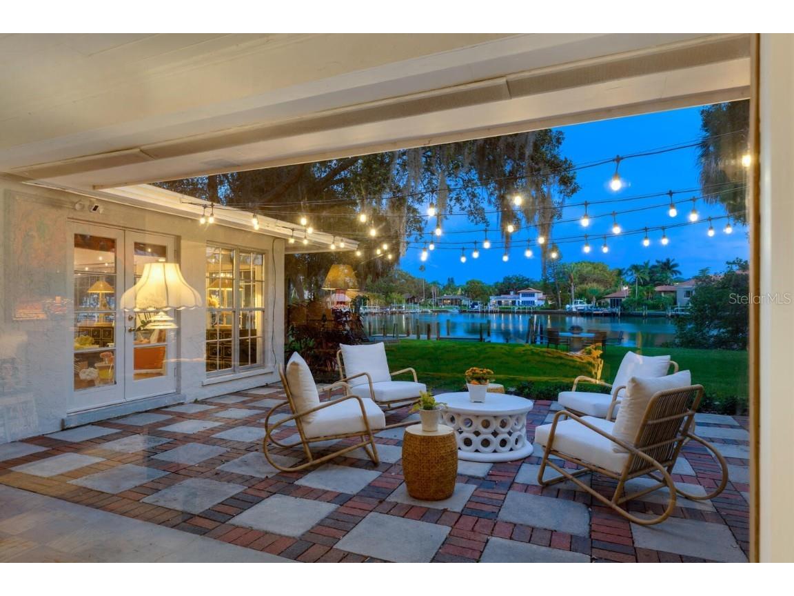 1542 Gulfview Drive Sarasota FL 34236 A4673664 image51