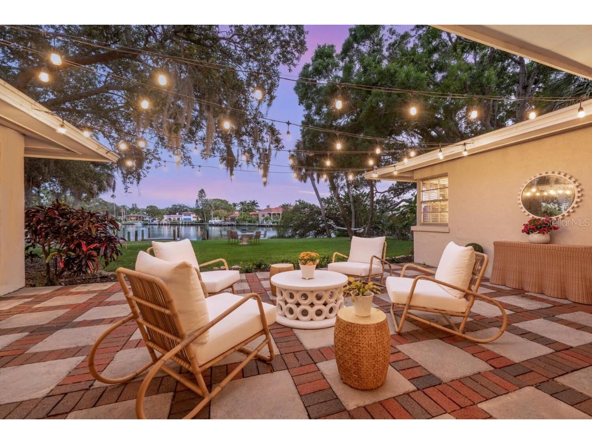 1542 Gulfview Drive Sarasota FL 34236 A4673664 image54