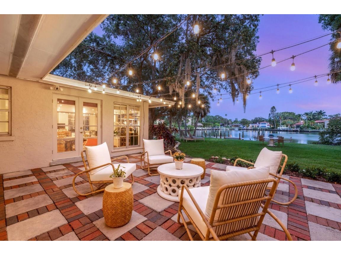 1542 Gulfview Drive Sarasota FL 34236 A4673664 image55