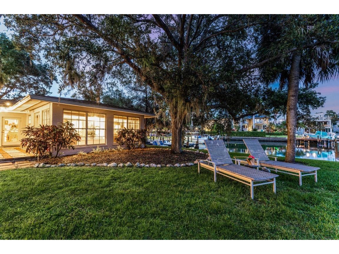 1542 Gulfview Drive Sarasota FL 34236 A4673664 image60