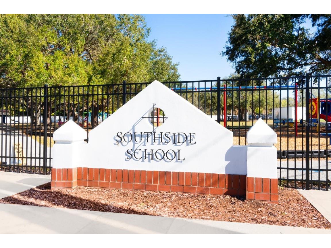 1542 Gulfview Drive Sarasota FL 34236 A4673664 image72