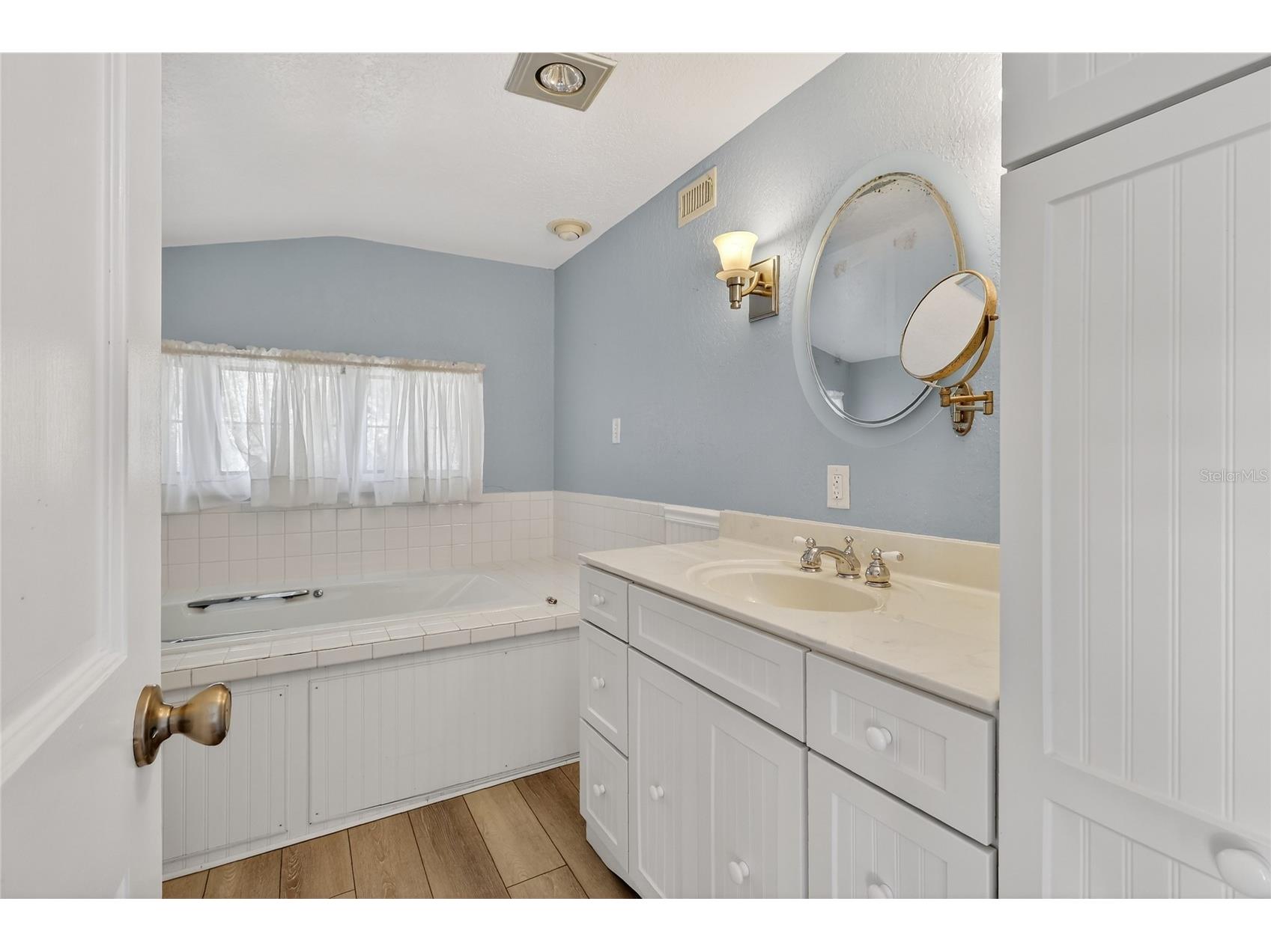 1542 Lake Ariana Boulevard Auburndale FL 33823 L4957305 image37