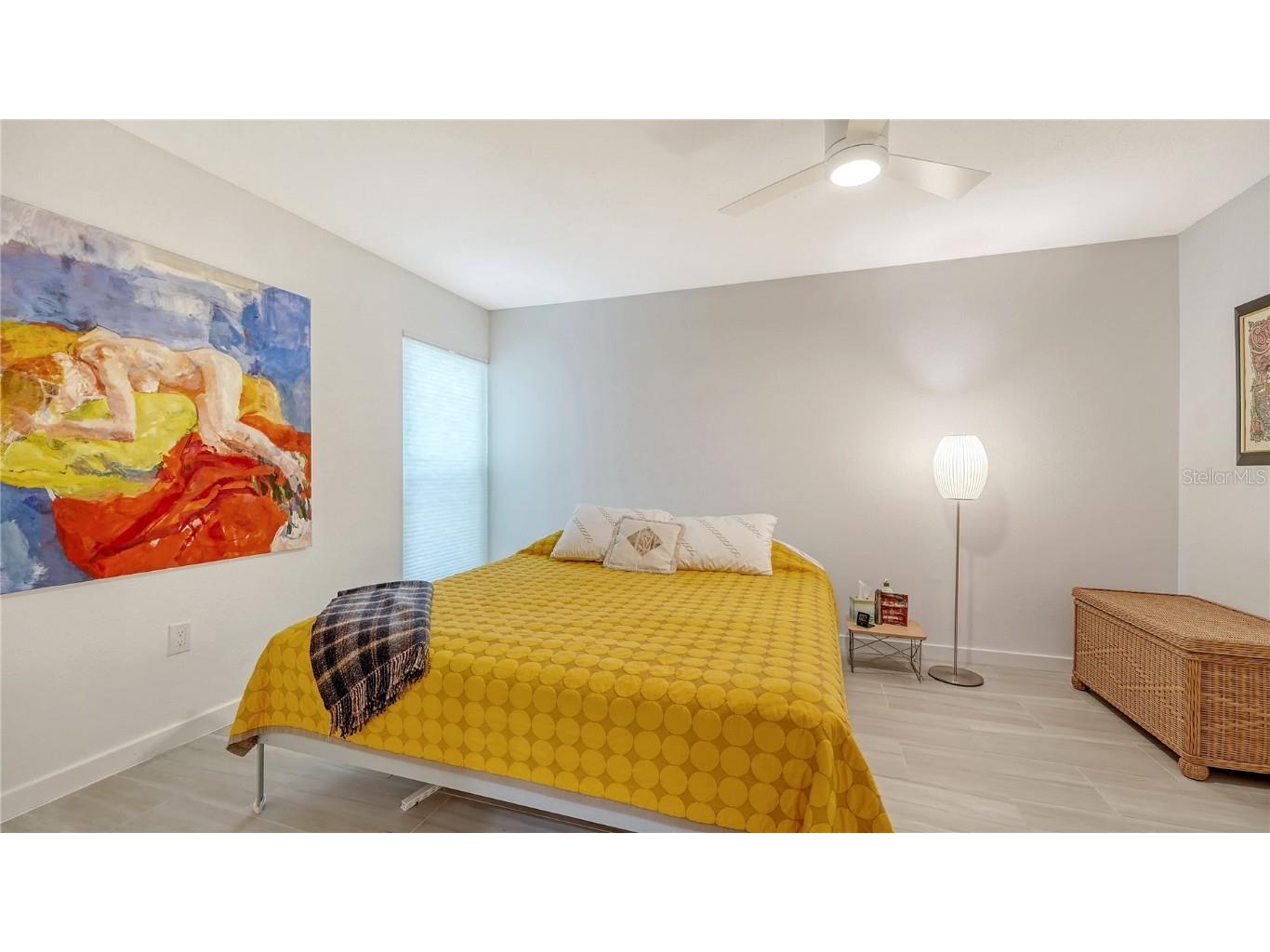 1542 Oak Street #102 Sarasota FL 34236 A4658284 image20