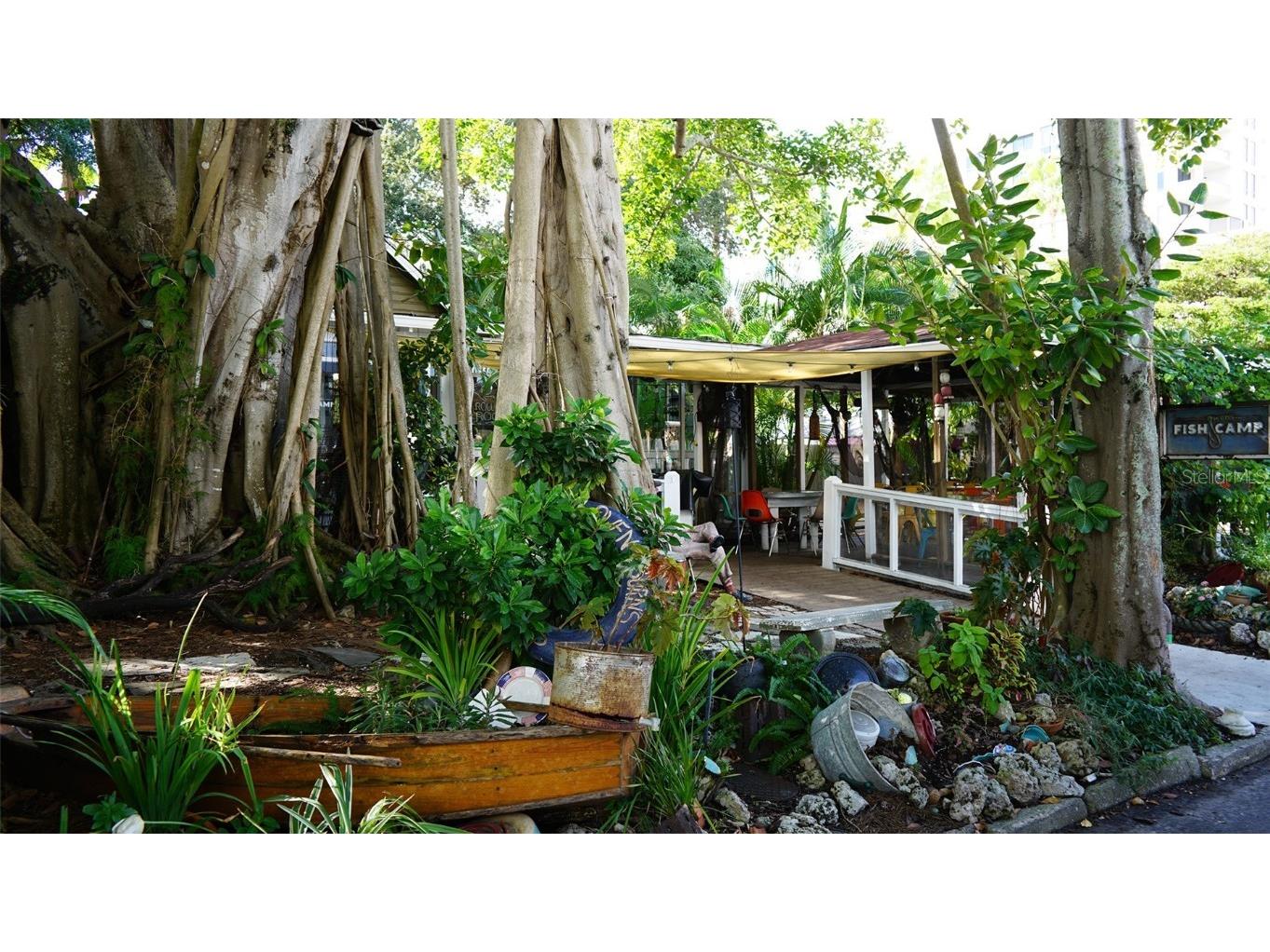 1542 Oak Street #102 Sarasota FL 34236 A4658284 image54