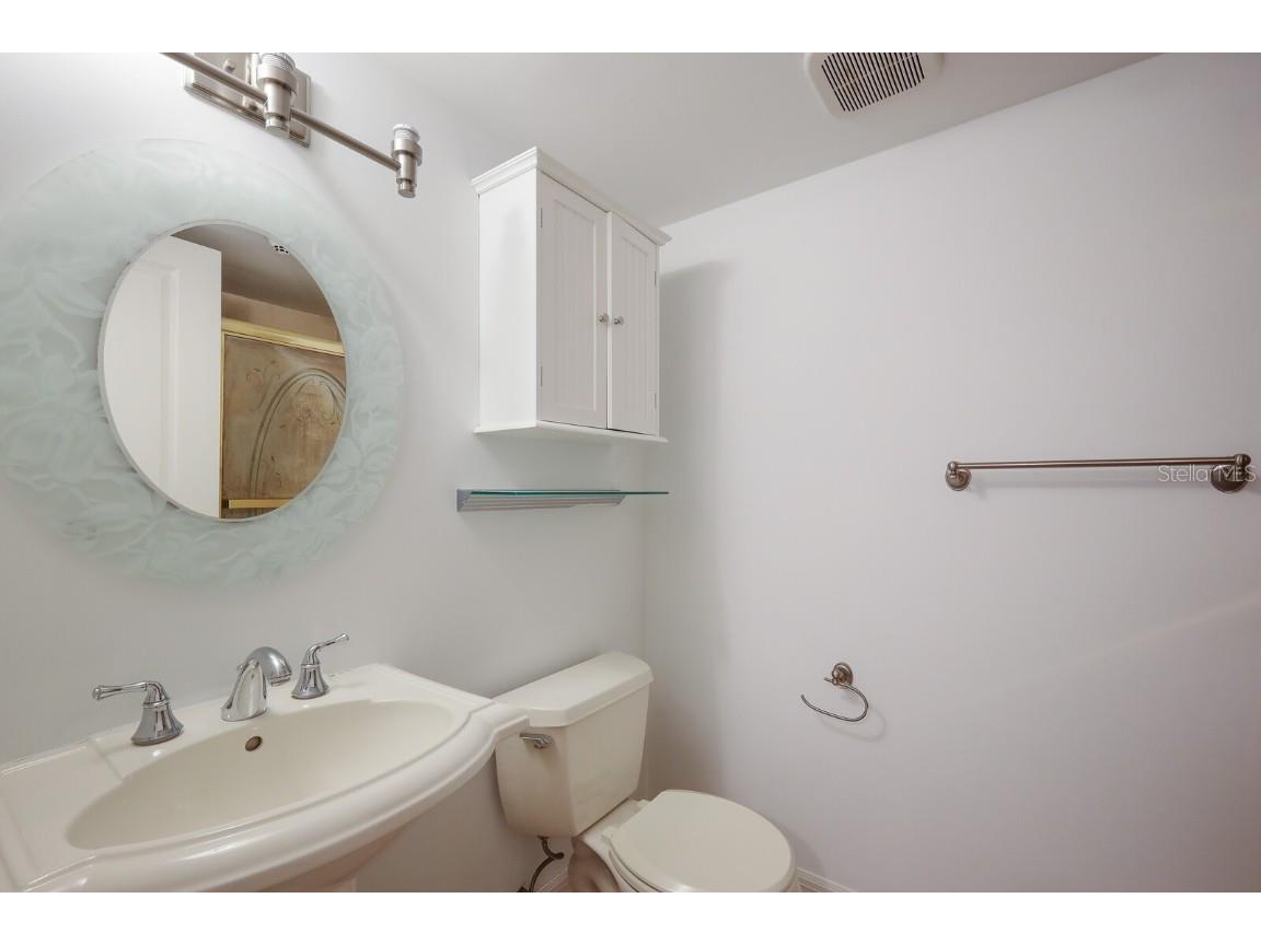 1542 Oak Street #6 Sarasota FL 34236 A4624938 image23