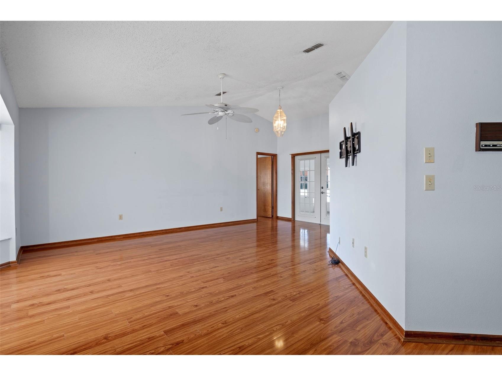 1542 Overland Drive Spring Hill FL 34608 TB8460069 image8