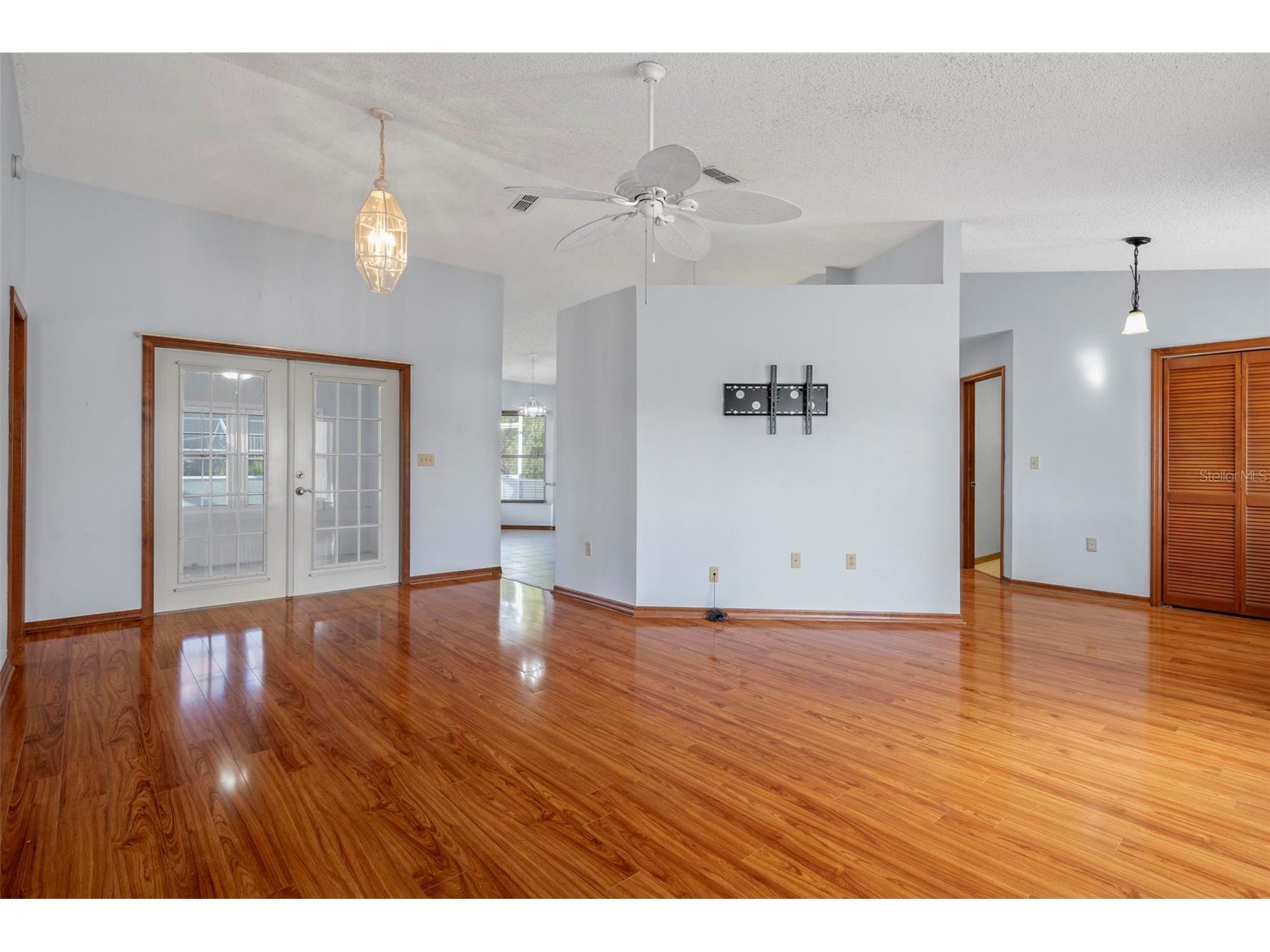 1542 Overland Drive Spring Hill FL 34608 TB8460069 image9
