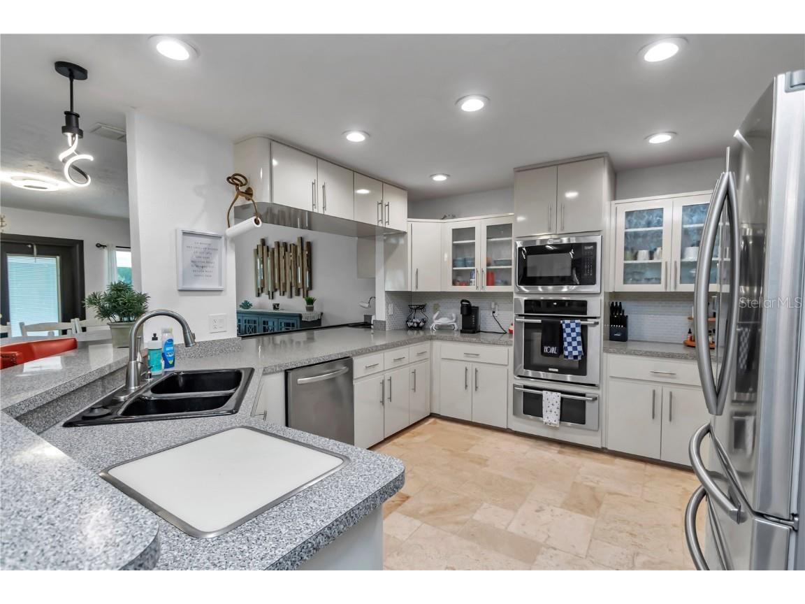 1542 SE Pinwheel Drive Crystal River FL 34429 OM713559 image32