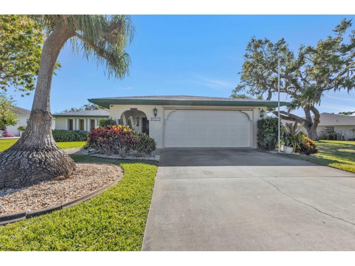 1542 Yorkshire Street Port Charlotte FL 33952 - MORNINGSTAR CANALO C7501794 image1