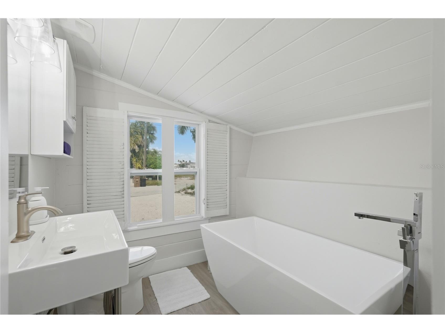 15424 2nd Street E Madeira Beach FL 33708 TB8483691 image18