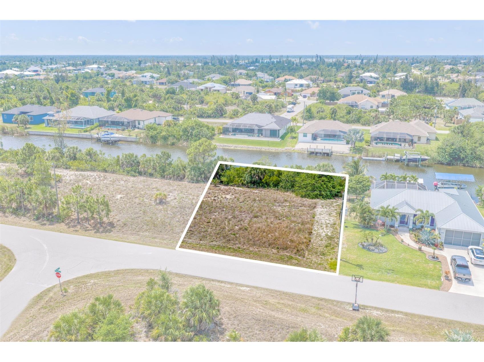 15424 Hennipen Circle Port Charlotte FL 33981 C7526030 image1