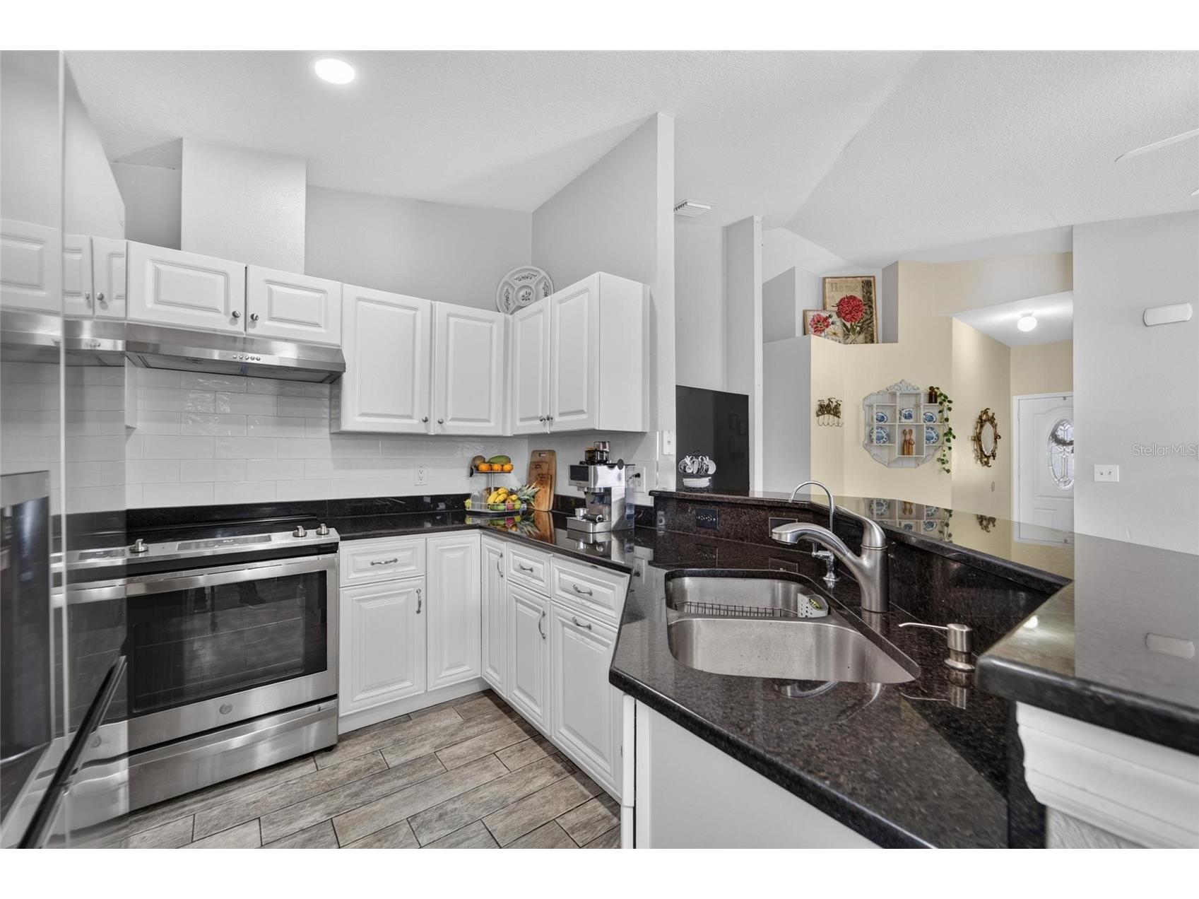 15428 Florida Breeze Loop Wimauma FL 33598 TB8523521 image9