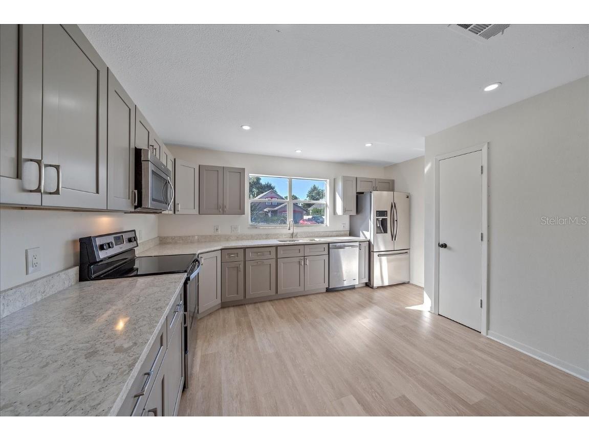 1543 20th Street Sarasota FL 34234 A4669906 image10