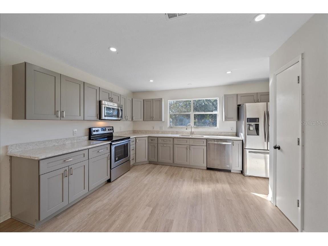 1543 20th Street Sarasota FL 34234 A4669906 image9