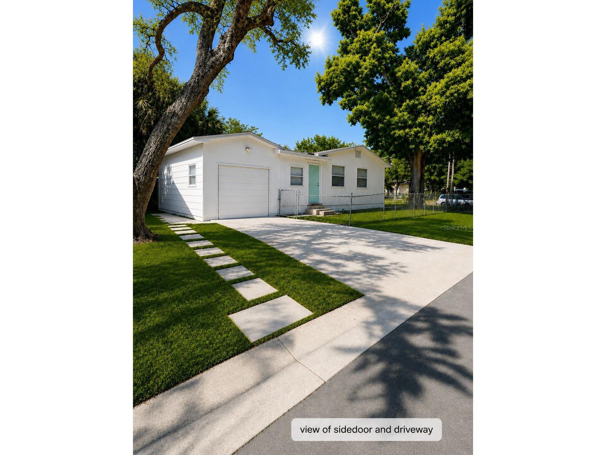 1543 43rd Street S Saint Petersburg FL 33711 TB8509326 image2