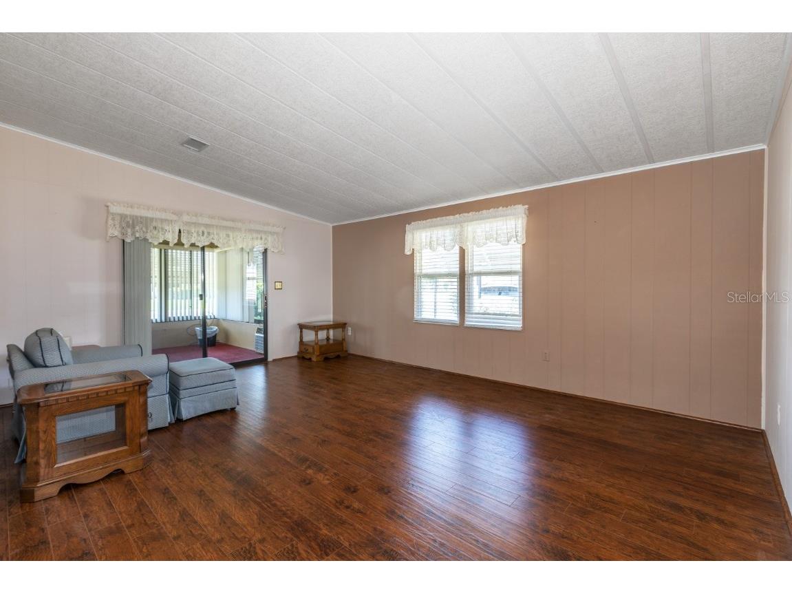 1543 Apache Circle Tavares FL 32778 G5100413 image4